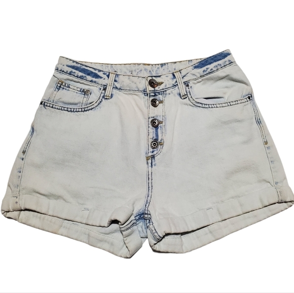 H&M Button Front Cuffed Shorts - Picture 1 of 8
